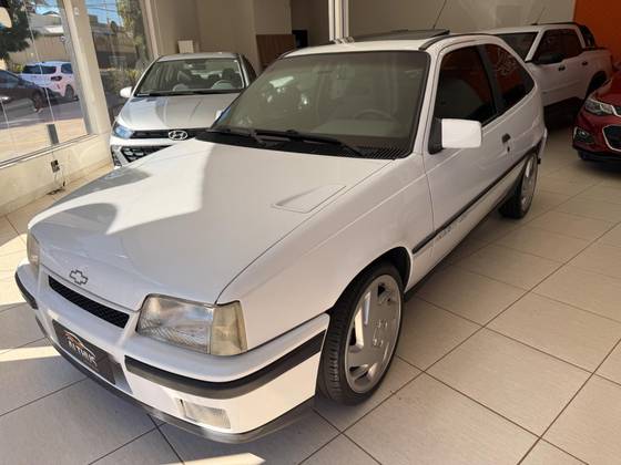 CHEVROLET KADETT 2.0 MPFI GSI 8V GASOLINA 2P MANUAL CHEVROLET KADETT 2.0 MPFI GSI 8V GASOLINA 2P MANUAL